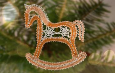 Preview: 664 Klöppelbrief  Schaukelpferd "Nostalgie"